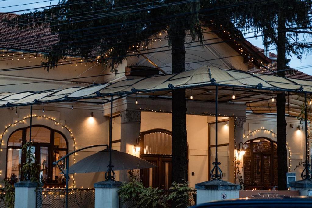 Hotel Casa Del Sole Alba Iulia Esterno foto