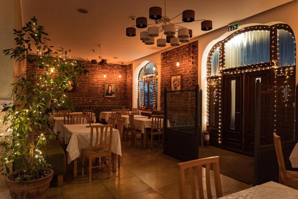 Hotel Casa Del Sole Alba Iulia Esterno foto